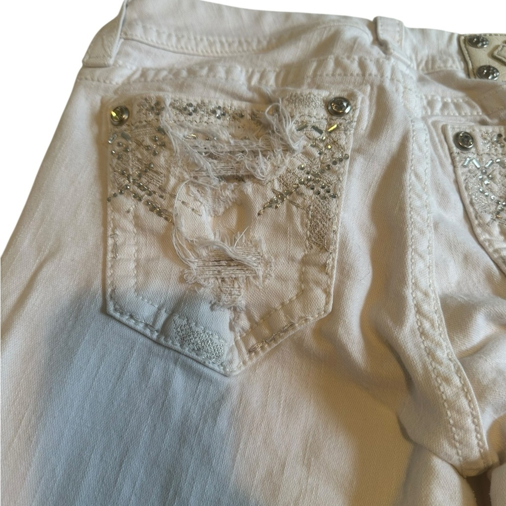 Miss Me White Crop Denim Capri - Picture 15 of 15